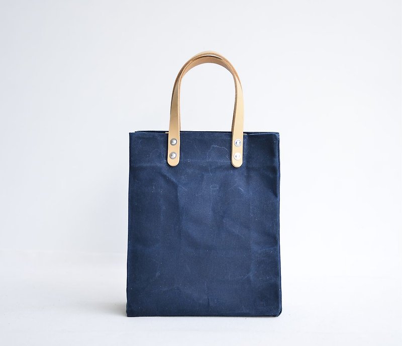 SIZE B5 Simple Size. High Texture Hard Wax Canvas Leather Paper Bag WEEKFUN SERIES - กระเป๋าถือ - ผ้าฝ้าย/ผ้าลินิน หลากหลายสี