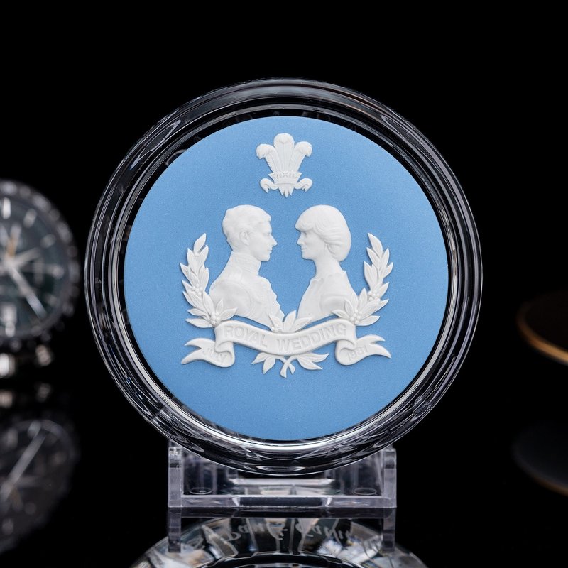 wedgwood皇家婚禮1981手工雕花水晶紙鎮 查爾斯王 戴安娜紀念 - 擺飾/家飾品 - 玻璃 