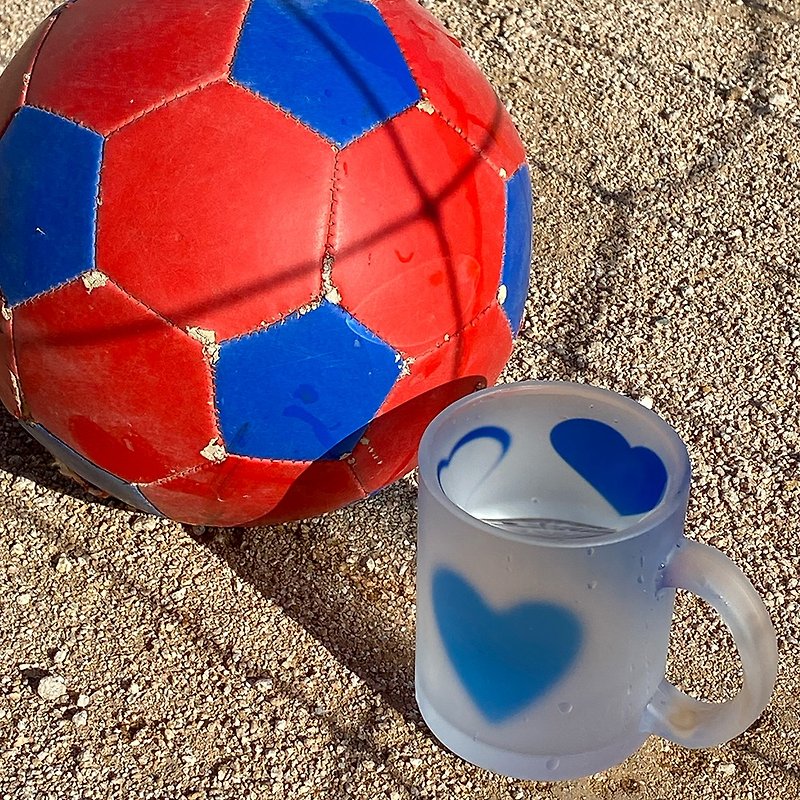 Summer X-MAS mug - 咖啡杯/馬克杯 - 玻璃 藍色