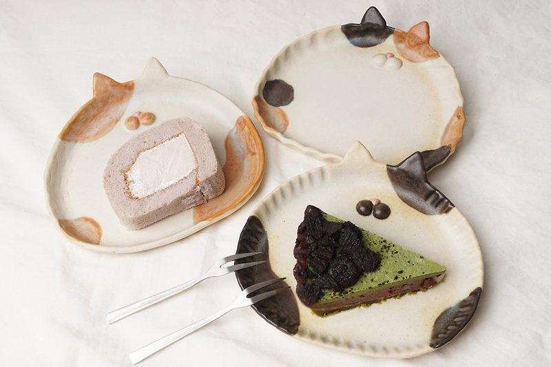 【禮物】貓咪器皿餐桌系列_小盤 - 盤子/餐盤 - 陶 多色