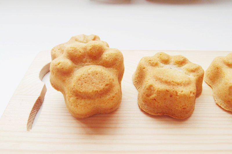 [Mid-Autumn Festival limited] cat palm grasping pineapple cakes - Handmade Cookies - Fresh Ingredients 