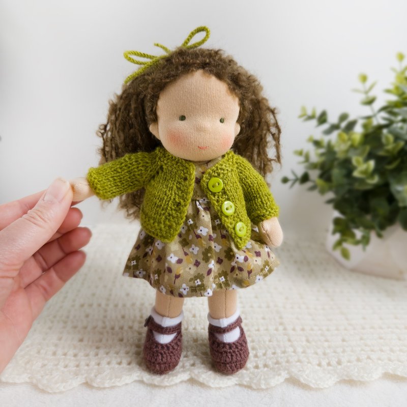 華德福娃娃 高 18公分。天然有機斯坦納娃娃。 - 寶寶/兒童玩具/玩偶 - 環保材質 綠色