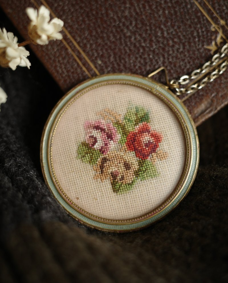 Damn Good Vintage 金色古典水藍琺瑯刺繡鏡子圓形項鍊 A24 - 胸針 - 其他材質 金色