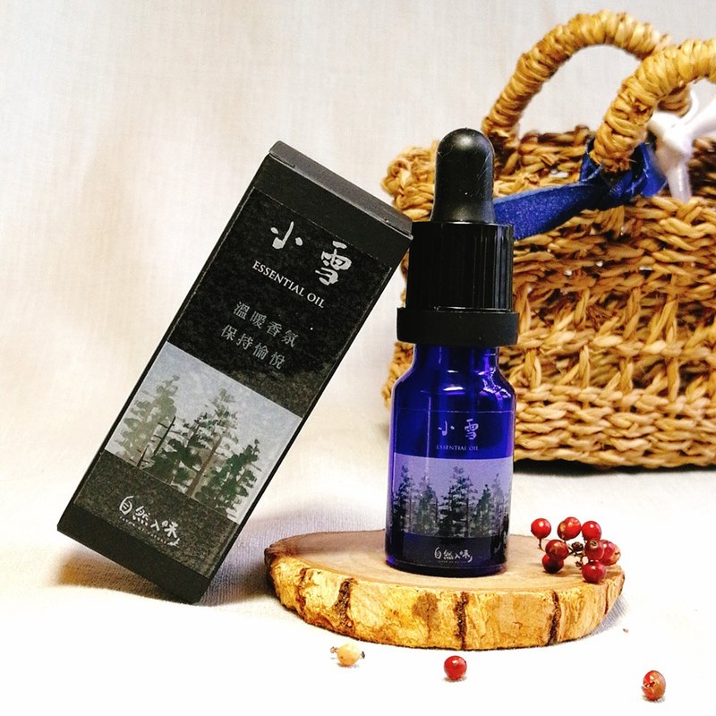 小雪複方精油10ml-控制型性格/溫暖愉悅香氛/貓咪擴香石 - 香氛/精油/擴香 - 植物．花 藍色