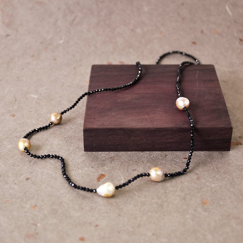 Handmade Baroque Pearl with Black Spinel Beads Long Necklace - Long Necklaces - Pearl Black