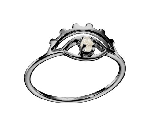 Majade Jewelry Design 眼睛鑽石戒指 鑽石原石荷魯斯戒指 瞳孔鑽戒 鑽胚刺青紋身女戒