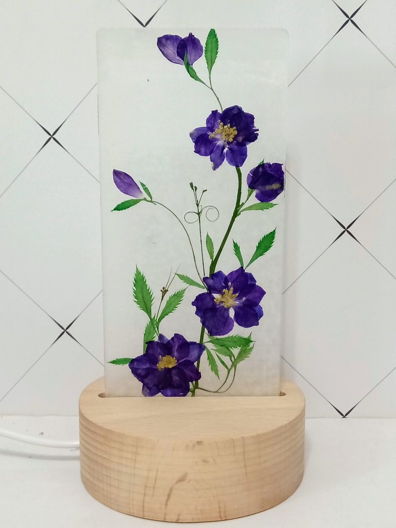 手作押花療愈LED小夜燈 | 紫色暖心花朵小夜燈 - 燈具/燈飾 - 玻璃 紫色