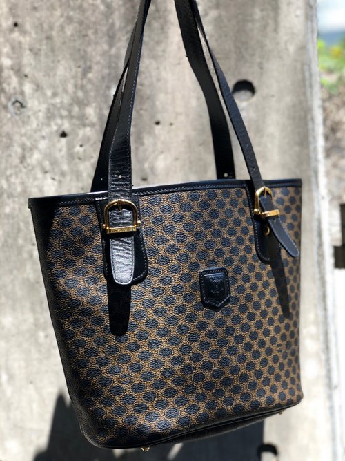 日本直送 名牌中古包 】CELINE セリーヌ マカダム ブラゾン型