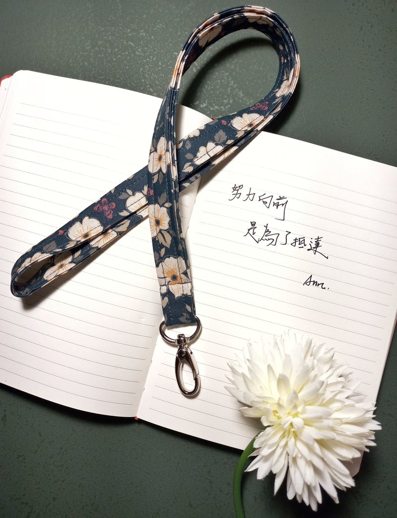 職場必備-寬版純棉識別證頸掛繩/手機掛繩/證件带-花舞 - 手機掛繩/背帶 - 棉．麻 多色