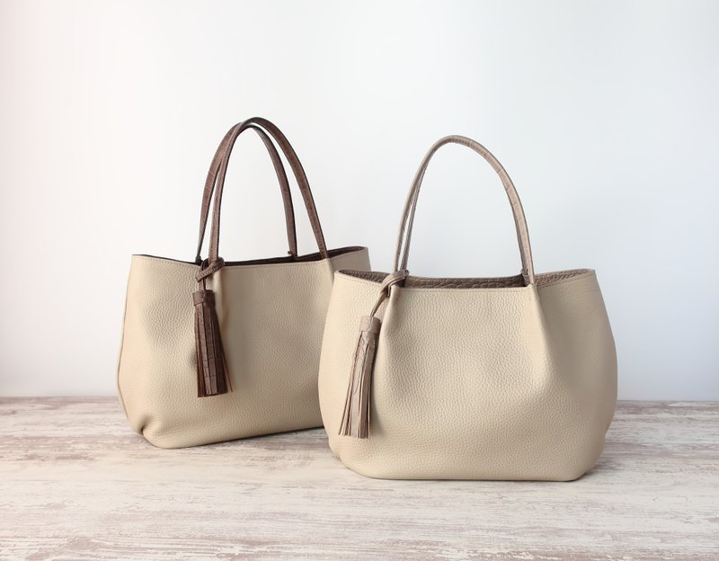 Fluffy tuck tote bag, SS size, sand beige, made-to-order - Handbags & Totes - Genuine Leather Brown