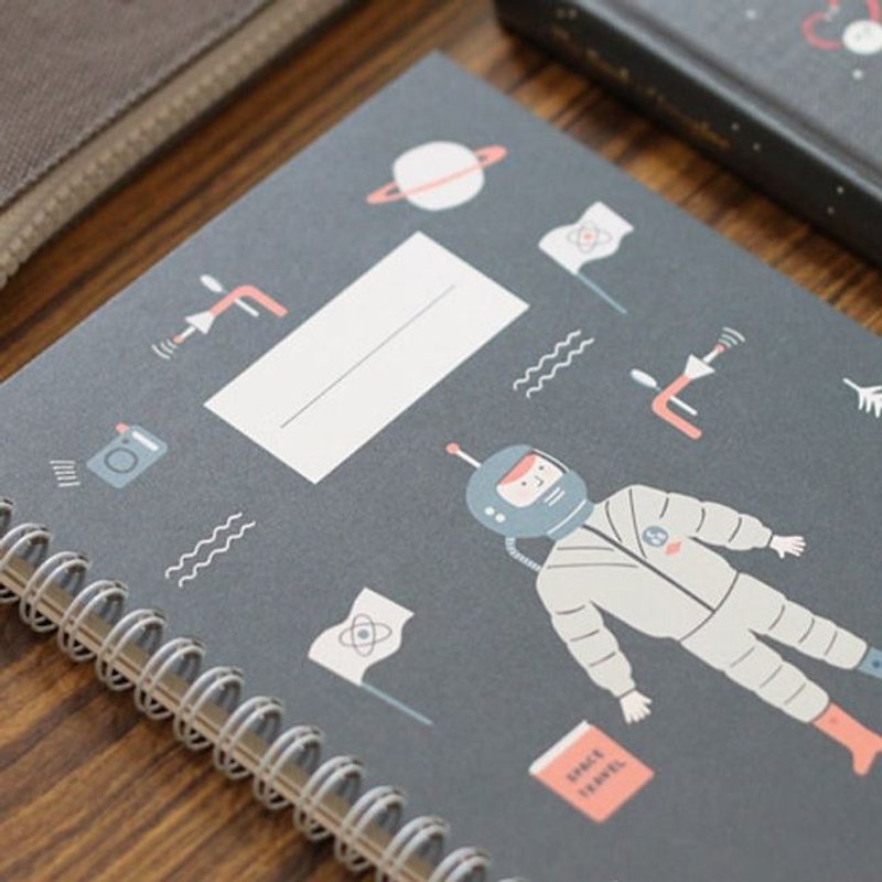 CBBリングラインノートブックM01-Spaceman、CBB42601 - ノート・手帳 - 紙 ブラック