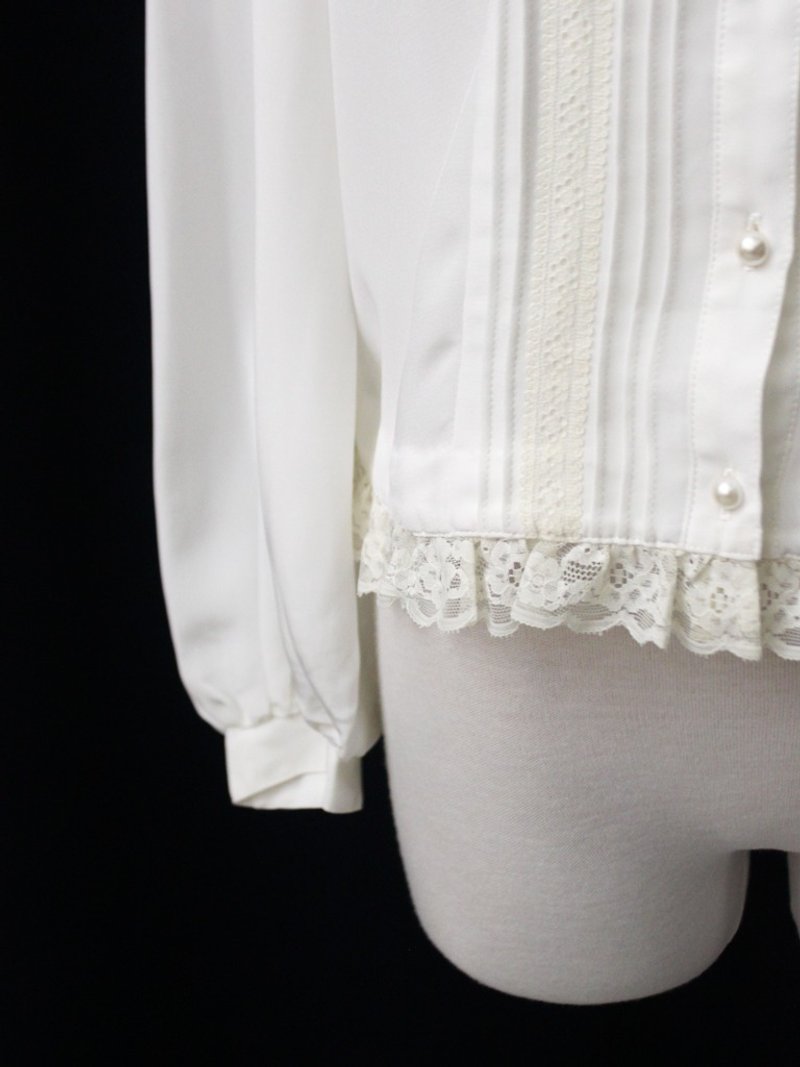 【RE0916T234】 early autumn Japanese retro sweet cute lace hem white ancient shirt - Women's Shirts - Polyester White