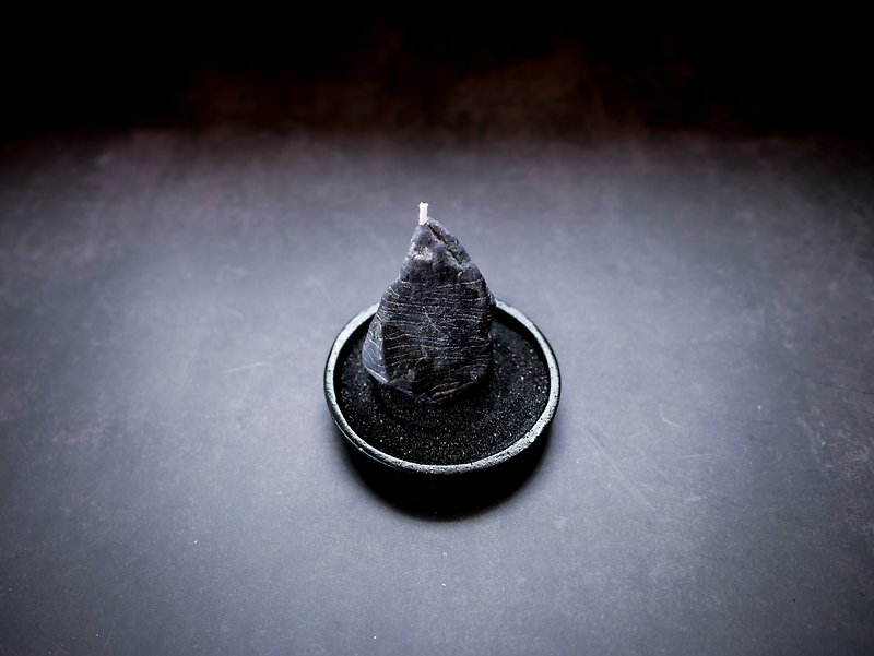 PEACE : ZEN GARDEN CANDLE : Black Color - Candles & Candle Holders - Wax Black