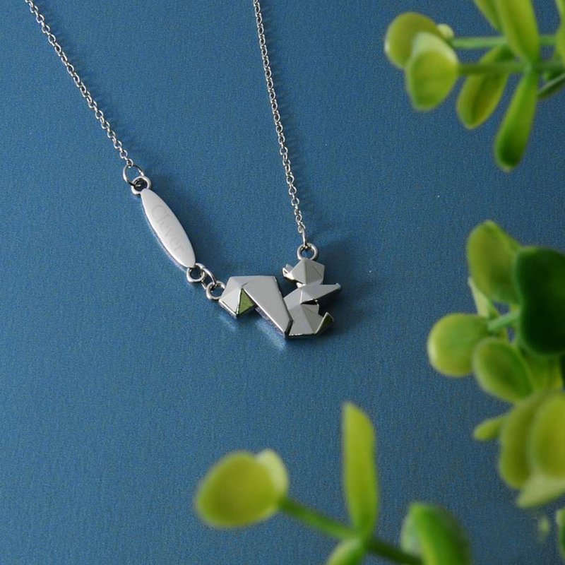 Animal origami necklace-Clever Squirrel (Clever Squirrel) - สร้อยคอ - โลหะ สีเงิน