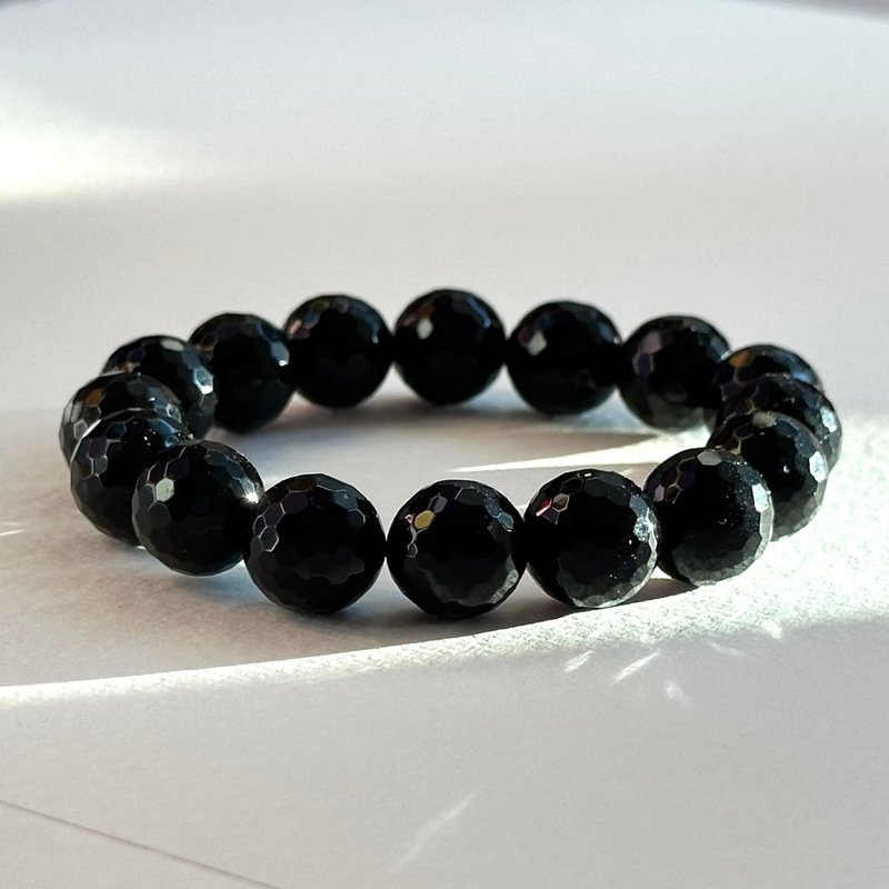 [Leo and Virgo | August] Black onyx cut-angle pure bead bracelet protects against villains and increases security and courage - สร้อยข้อมือ - เครื่องประดับพลอย สีดำ