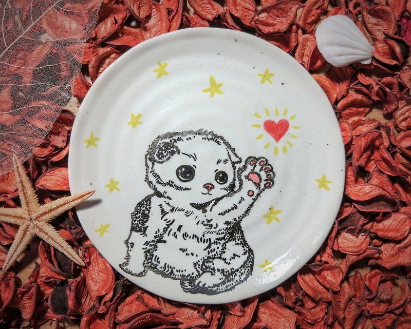 Healing hand-painted ceramic plate - a small kitten meat ball - Small Plates & Saucers - Porcelain Red