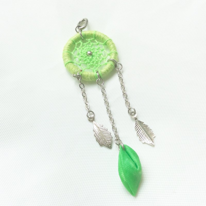 Green solidify ribbon flower petal dreamcatcher necklace - Necklaces - Thread Green
