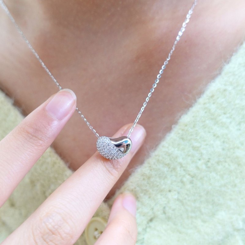 Elegant pavé design high grade zircon CZ sterling silver Stone girlfriend gift fast shipping - สร้อยคอ - เงินแท้ สีเงิน