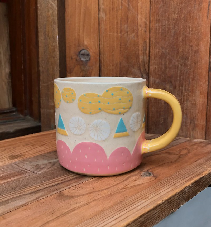 溫柔的大山馬克杯 - 咖啡杯/馬克杯 - 陶 粉紅色
