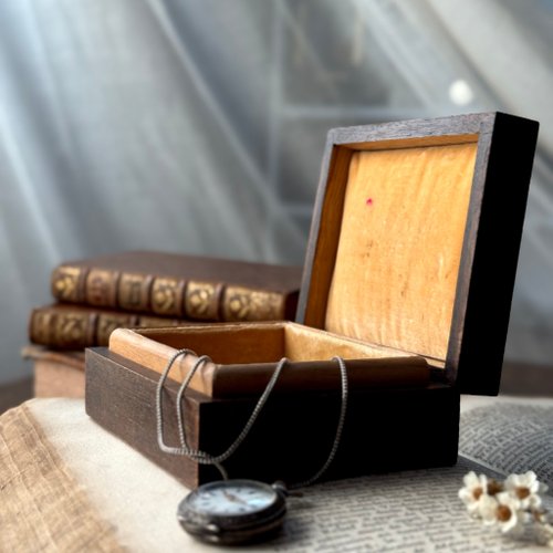 50540 - 魅力的なフランスのアンティーク木箱 - ショップ JSVS