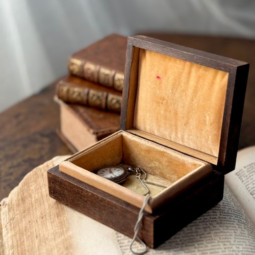 50540 - 魅力的なフランスのアンティーク木箱 - ショップ JSVS