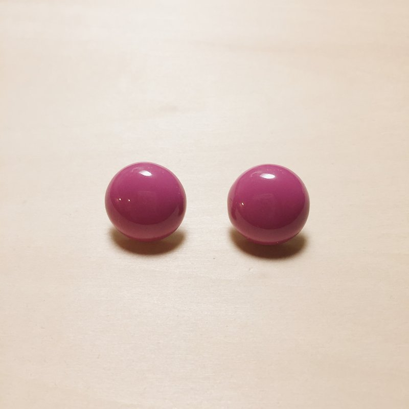 Vintage Showa Peach ball 18mm earrings - ต่างหู - เรซิน สึชมพู