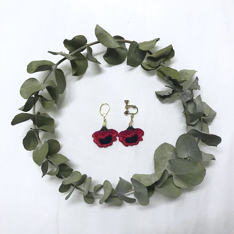 Poppy - Earrings & Clip-ons - Thread Red
