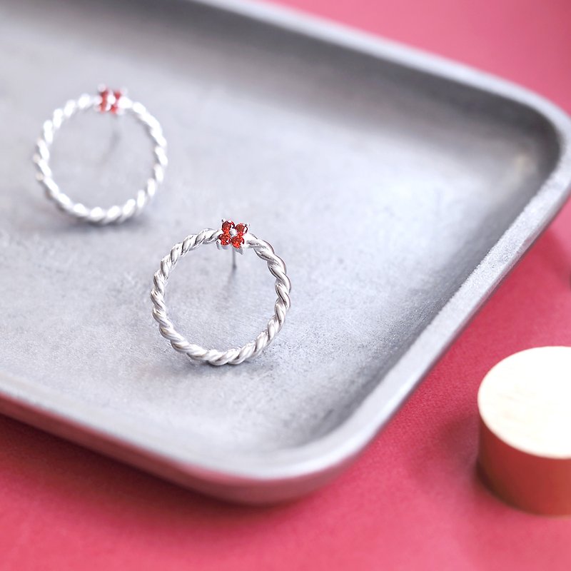 Garnet Flower Wreath Earrings Silver 925 - Earrings & Clip-ons - Other Metals Red
