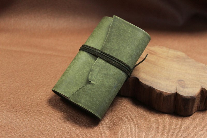 【城市說夢人 】皮革筆記本 線裝書 手工書 ∣綠色款∣ 綁帶書 - 筆記本/手帳 - 紙 