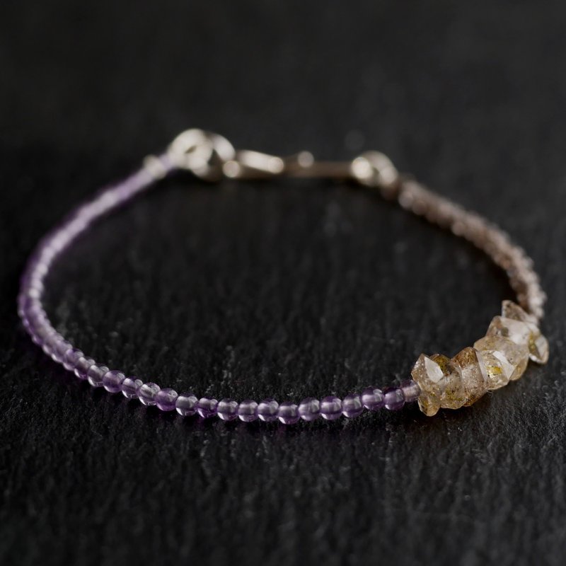 Oil in Quartz& Amethyst,Smoky Quartz asymmetry Bracelet - สร้อยข้อมือ - เครื่องเพชรพลอย สีม่วง