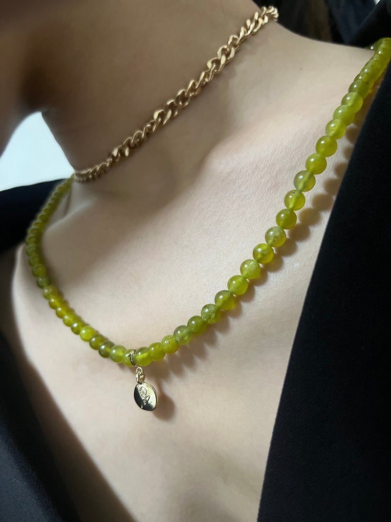 Aomori Xiuyu Necklace Xiuyu Hand String Beaded Necklace - Necklaces - Jade Green