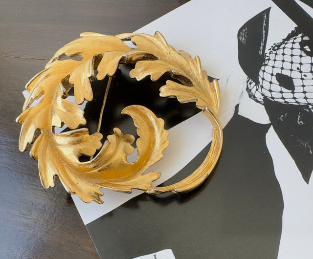 ファイル:Emblem of Japanese Emperor (Golden Fleece Variant