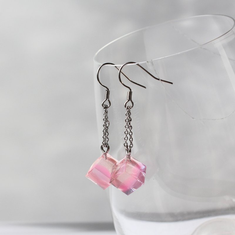 Strawberry Smoothie / Dangling resin earrings / ICE DRIP - Earrings & Clip-ons - Resin Pink