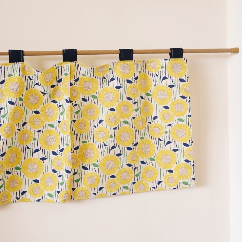 Japanese short door curtain/sunflower - Doorway Curtains & Door Signs - Cotton & Hemp 