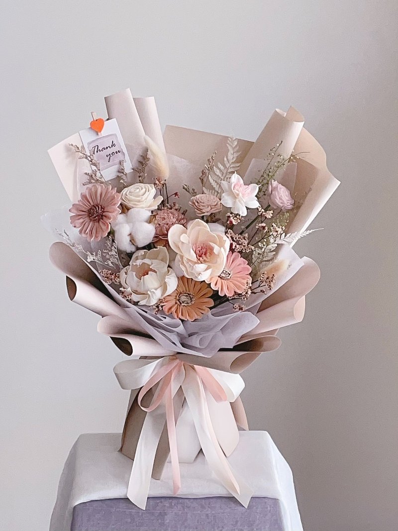 [Dried flowers will not wither] Pink beige white peony rose natural style bouquet - ช่อดอกไม้แห้ง - พืช/ดอกไม้ สึชมพู