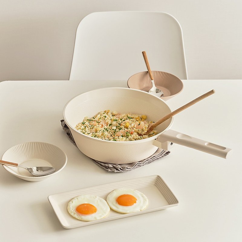 Korean IH non-stick (deep) frying pan 28cm frying pan pan pan non-stick pan gift - Pots & Pans - Other Materials White