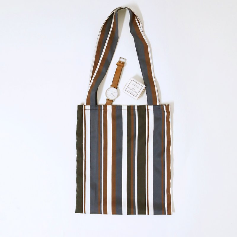 KOOW striped shopping bag - กระเป๋าถือ - ผ้าฝ้าย/ผ้าลินิน หลากหลายสี