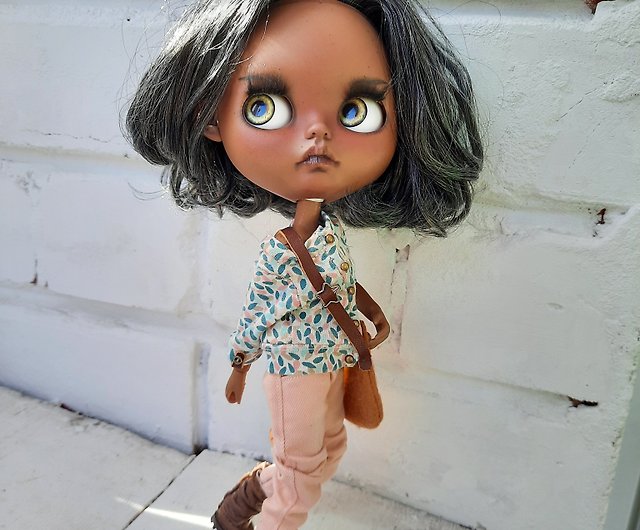 カスタムブライス人形エスニックブライス人形ブラックスキン人形ブライスセールオークブライス - ショップ Blythe Doll Custom by  shumishenka 人形・フィギュア - Pinkoi