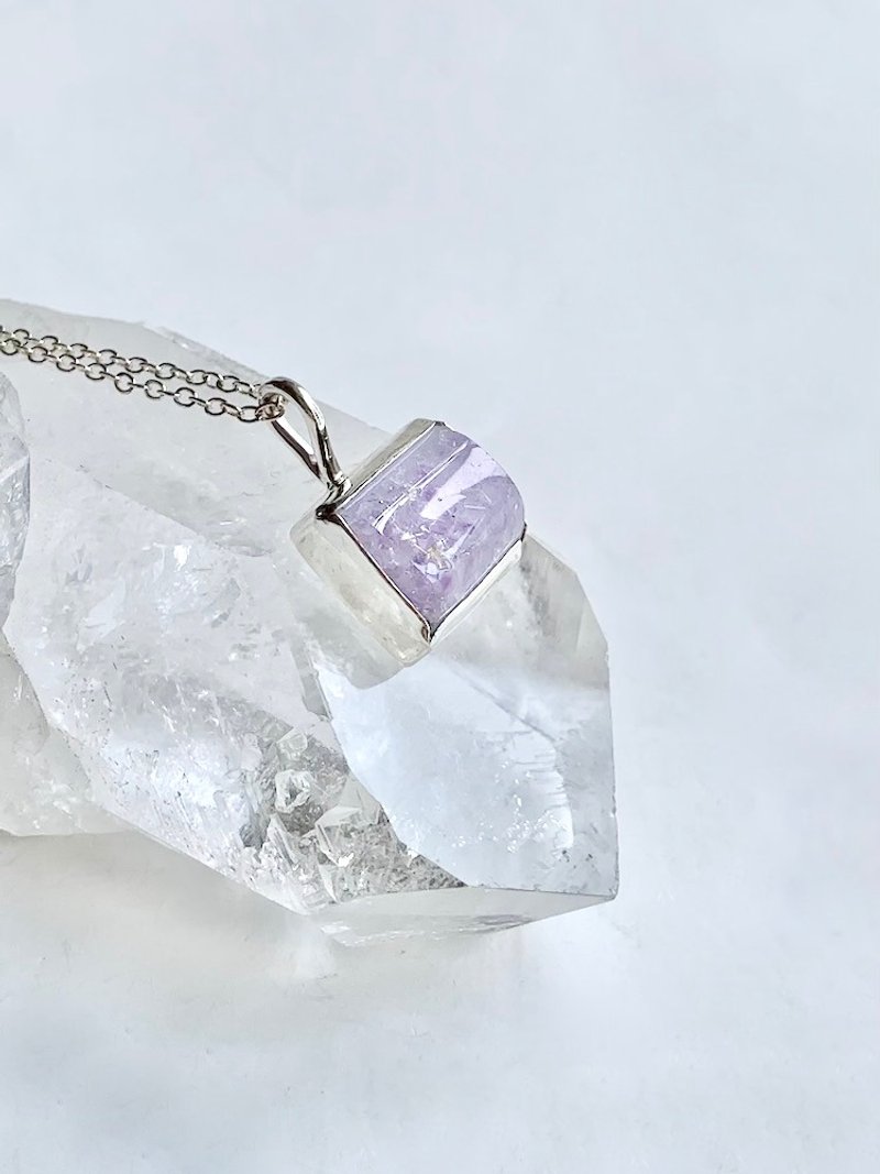 Crystal agate, necklace, light purple - สร้อยคอ - เครื่องเพชรพลอย สีม่วง