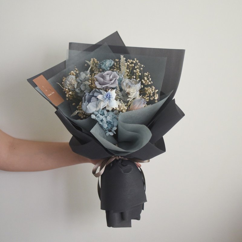 /Cool Morandi Bouquet/Graduation Bouquet Valentine’s Day Bouquet Chinese Valentine’s Day Teacher’s Day Preserved Flowers - ช่อดอกไม้แห้ง - พืช/ดอกไม้ สีน้ำเงิน