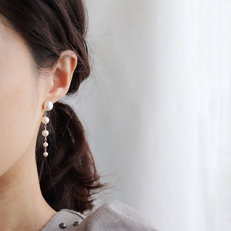 2way pearl line earrings - ต่างหู - ไข่มุก ขาว