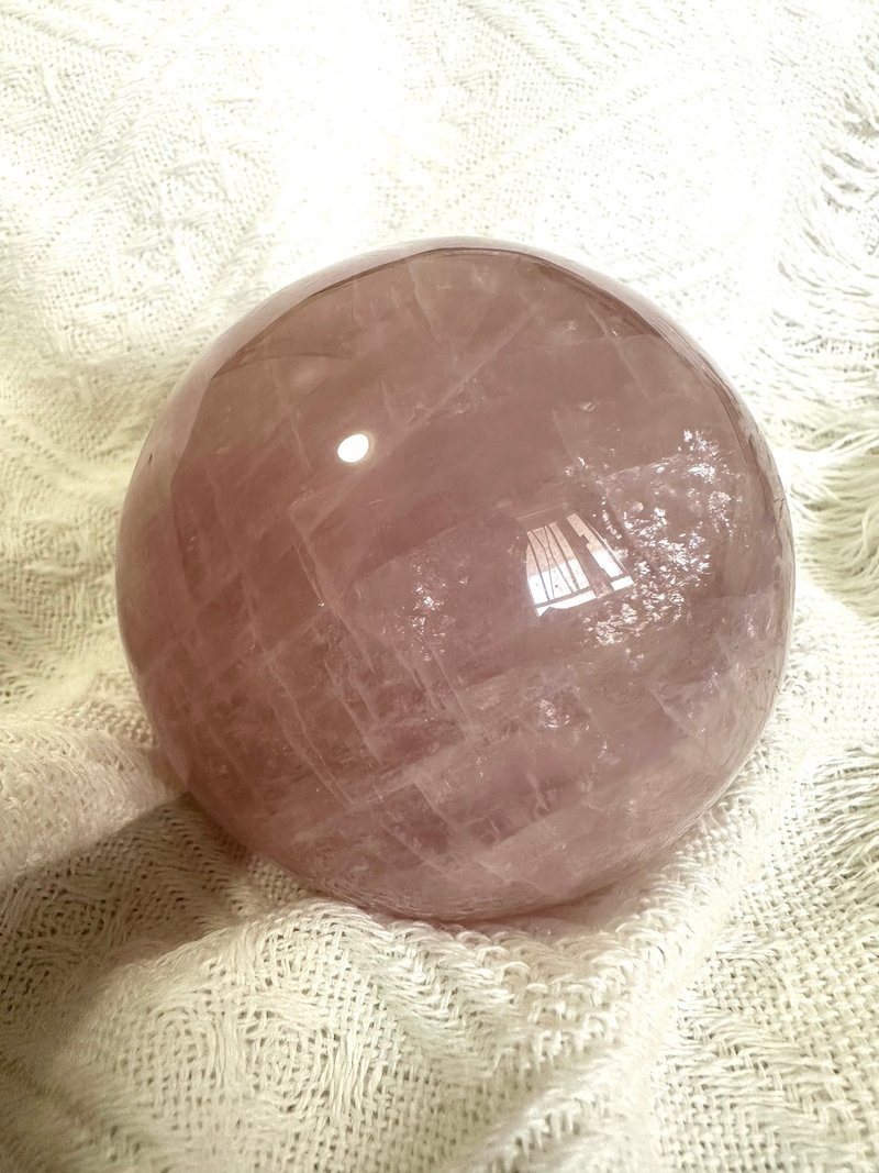Crystal.EAA 粉水晶 水晶球 78mm - 擺飾/家飾品 - 水晶 粉紅色
