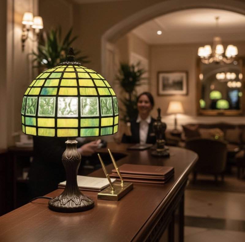 翠意格窗 | 手工復古鑲嵌玻璃檯燈 - 燈具/燈飾 - 玻璃 綠色