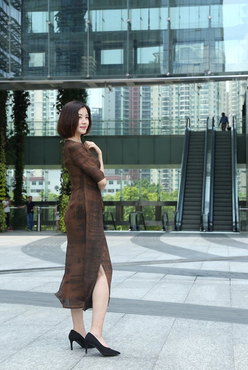 The new fragrant cloud yarn dress is light and elegant - ชุดเดรส - ผ้าไหม สีนำ้ตาล