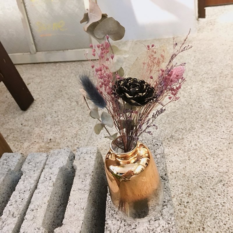 Limited - South Korea direct [缪思女神桌花] - store layout / birthday flower ceremony - ช่อดอกไม้แห้ง - พืช/ดอกไม้ สีทอง
