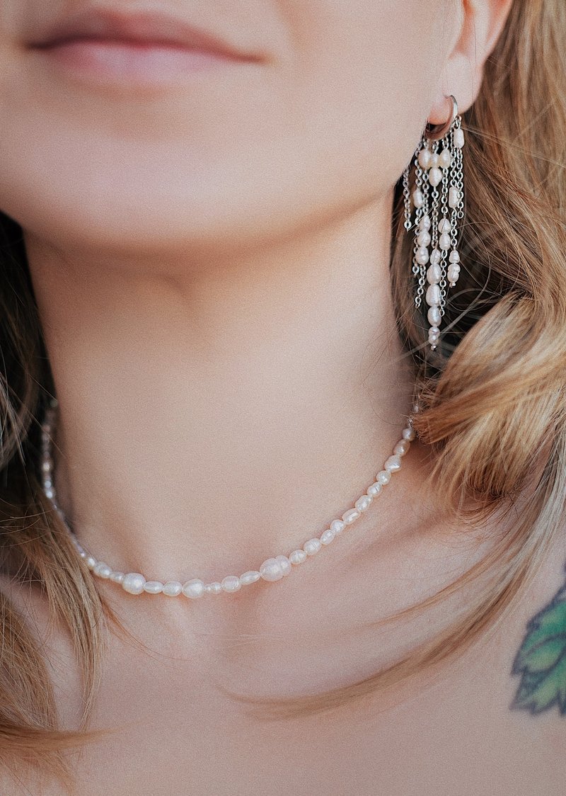 Pearly jewelry set, Earrings with chains and necklace, Pearl chocker - 項鍊 - 珍珠 白色