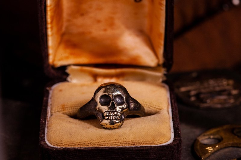 Old Skull ring - แหวนทั่วไป - ทองแดงทองเหลือง 