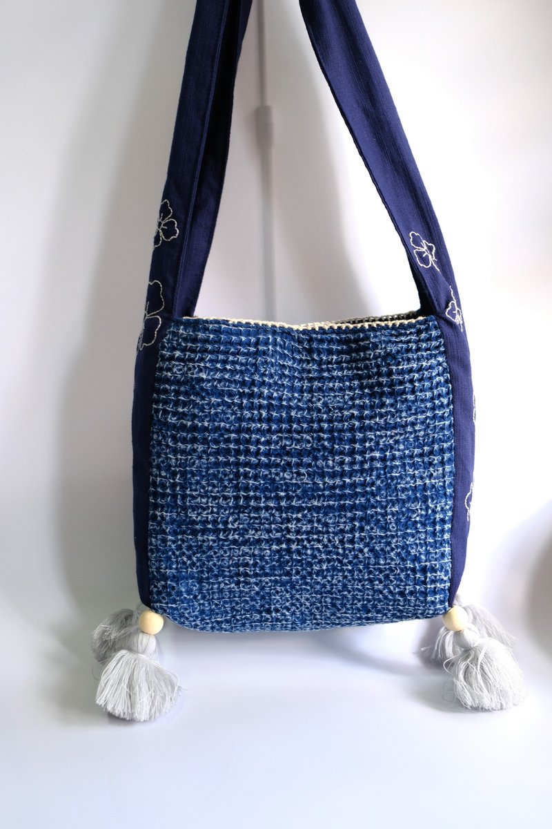 天然棉質刺繡肩背包 - 手提包/手提袋 - 棉．麻 
