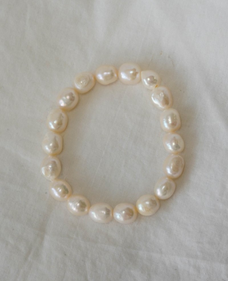 Pearl beads Bracelet 2 - Bracelets - Pearl White