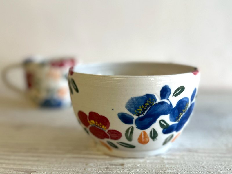 戀戀山茶花大碗(售完再製款)_陶瓷餐碗 - 碗 - 瓷 白色